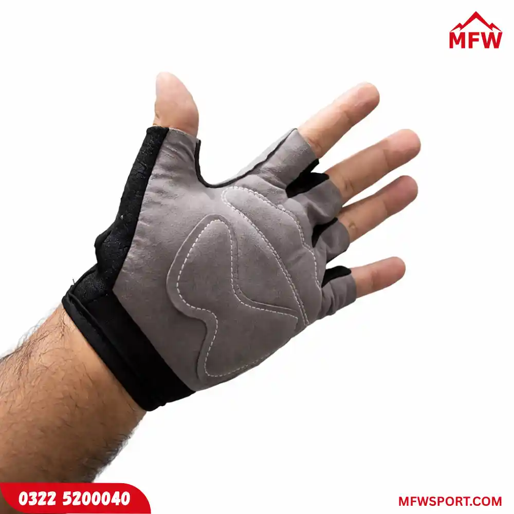 LiveUp Gym Gloves Premium Training Gloves (LS3077-B) (2) LiveUp Gym Gloves Premium Training Gloves (LS3077-B)